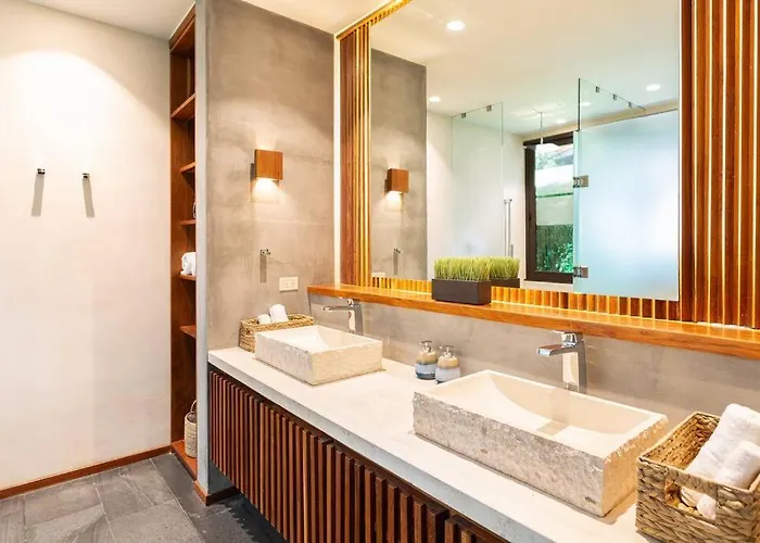 5 Star New Luxury With Infinity & Cenote Pools Apartment